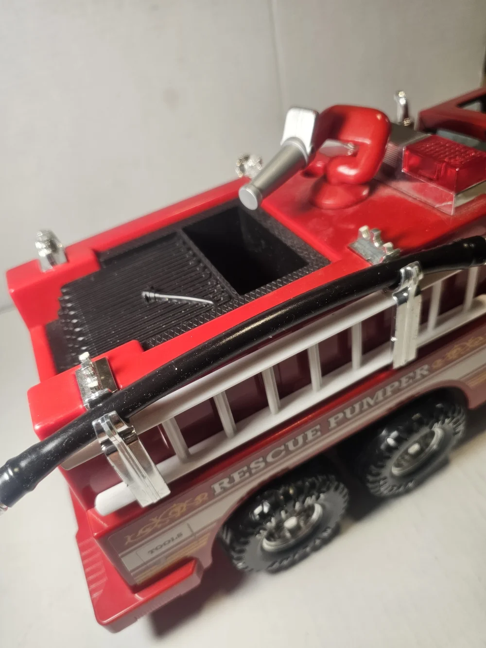 Nylint Rescue Pumper Fire Truck Pressed Metal Engine Vintage